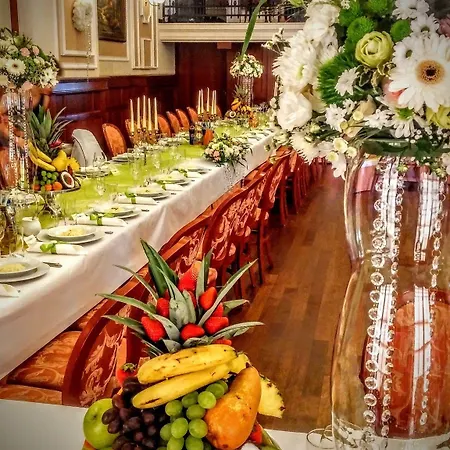 Hotel Palac Wisniewski