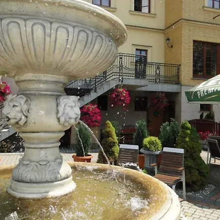 Hotel Palac Wisniewski