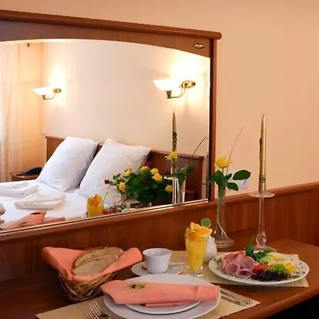 Palac Wisniewski 3*