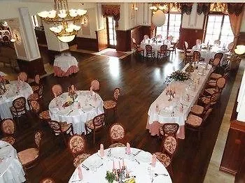 Hotel Palac Wisniewski