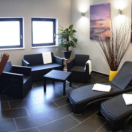 Palac Wisniewski 3*